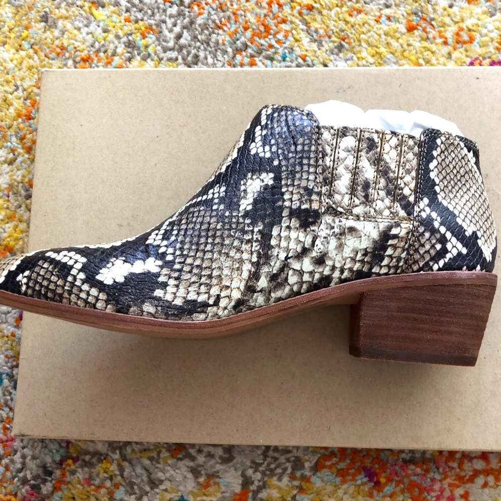 Madewell Low Chelsea Booties Snake Embossed Leather Shoes